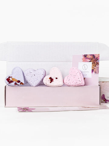 wholesale - 5 heart shaped Shower Steamers Gift Set